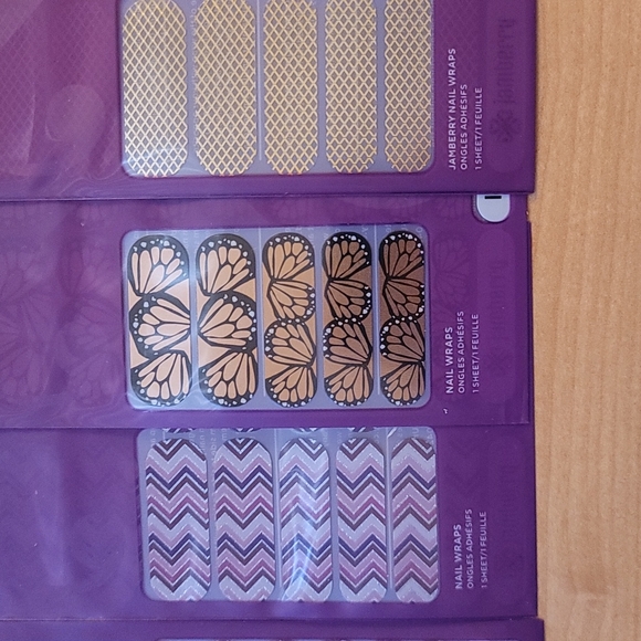 10 let's of Jamberry nail wraps - Picture 3 of 5